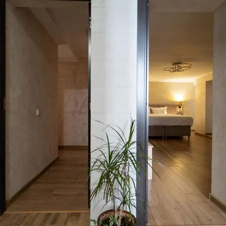 Casa Ioan - Confort Accesibil, La Pasi De Centrul Vechi Pensionat Braşov